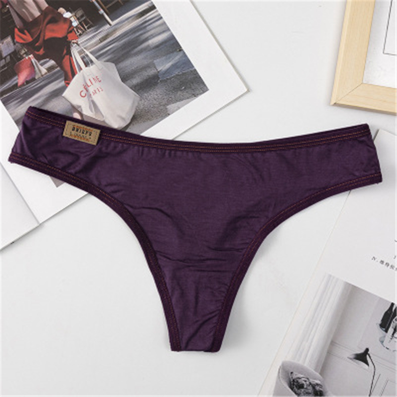 Womens Seamless Sexy Panties Fashion Trend Solid Color Low Waist Thong Underwear Designer Female Breathable Casual Comfortable Briefs
Womens Seamless Sexy Panties Fashion Trend Solid Color Low Waist Thong Underwear Designer Female Breathable Casual Comfortable Briefs