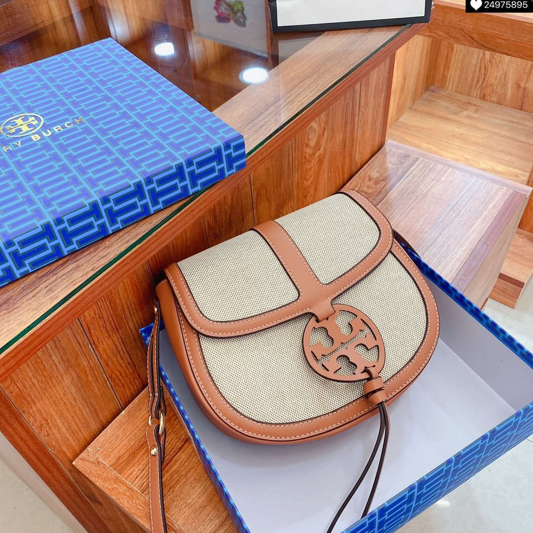 Designer Fashion Casual Tote Bag Shoulder Bag Messenger Bag Handbag Wallet Handbag Tory Backpack Burch A4, White
Designer Fashion Casual Tote Bag Shoulder Bag Messenger Bag Handbag Wallet Handbag Tory Backpack Burch A4, White