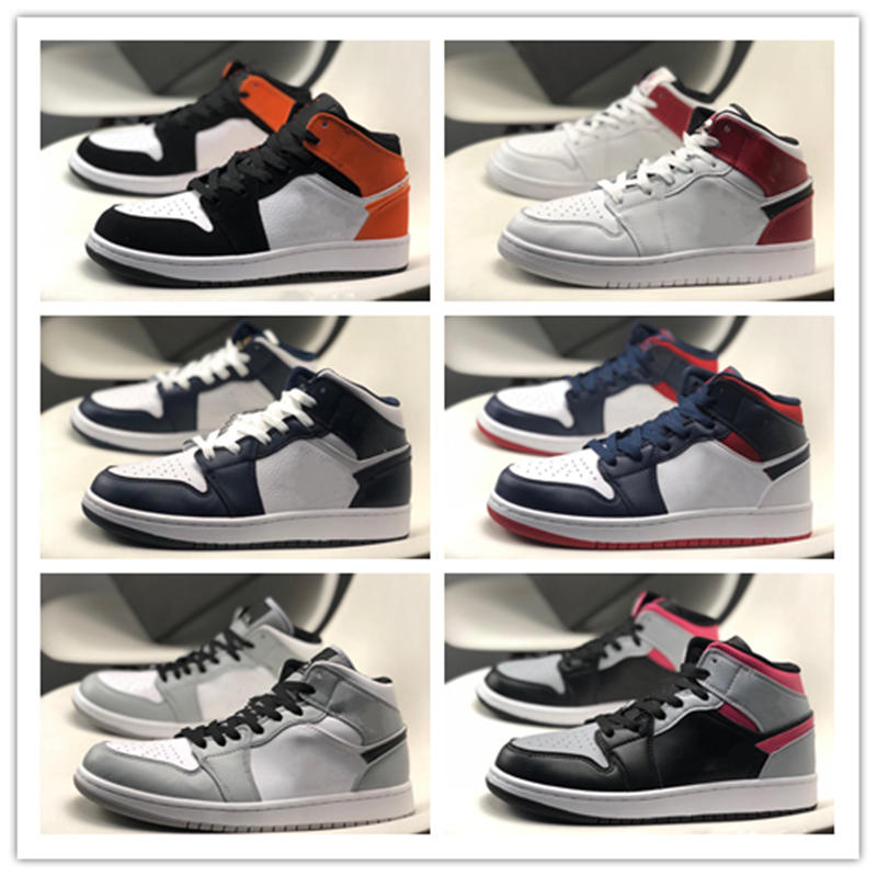 Black and white panda Mid top J1s Shoes Clash color leather surface splicing walking sneaker size36-45 MensWomens Outdoor Sports Sneakers
Black and white panda Mid top J1s Shoes Clash color leather surface splicing walking sneaker size36-45 MensWomens Outdoor Sports Sneakers