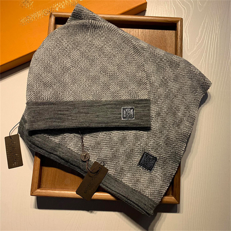 21ss High quality scarf set for men women winter wool Fashion designer cashmere shawl Ring luxury plaid check sciarpe echarpe homme, Blue;gray
21ss High quality scarf set for men women winter wool Fashion designer cashmere shawl Ring luxury plaid check sciarpe echarpe homme, Blue;gray