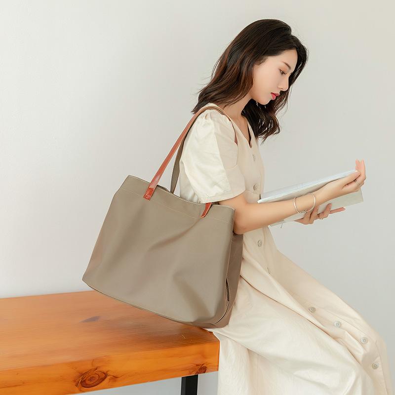 Evening Bags 2022 Large Bag Female Casual Nylon Oxford Cloth Capacity Tote Shoulder Canvas Handbag
Evening Bags 2022 Large Bag Female Casual Nylon Oxford Cloth Capacity Tote Shoulder Canvas Handbag