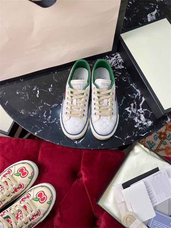 G Shoes Mens Womens Chaussures Platform Casual Shoes Sneakers Luxury Designers Leather Bee Embroidered Dress Shoes Solid Colors, Choose the color
G Shoes Mens Womens Chaussures Platform Casual Shoes Sneakers Luxury Designers Leather Bee Embroidered Dress Shoes Solid Colors, Choose the color