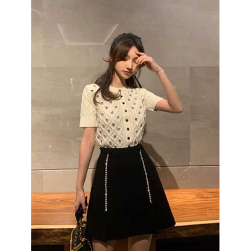 Fashion O Neck Short Sleeve Solid Diamond Knit Sweater Shine Cardigan Spring Summer Women High Quality Sweet Knitted Top 210918