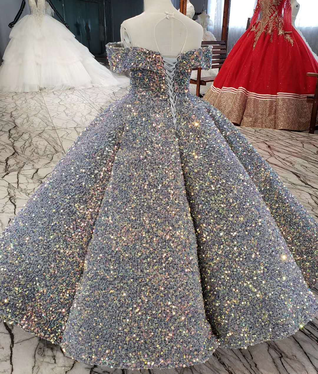 Gold Girls Pageant Dresses Sequined Toddler Ball Gowns Jewel Long Sleeves Formal Kids Party Gown Flower Girl Dresses for Weddings 2021