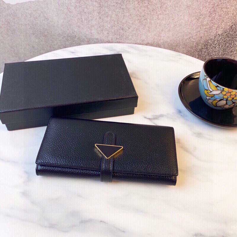 Stylist Women's Wallets Designers Handbags Luxurys Lady Holders High Quality Men Bag Classical Style 5-Color Available
Stylist Women's Wallets Designers Handbags Luxurys Lady Holders High Quality Men Bag Classical Style 5-Color Available