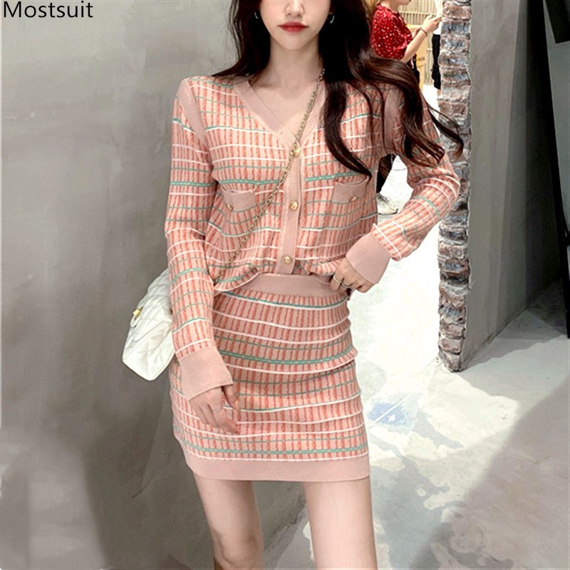 Autumn Elegant Fashion 2 Piece Set Women Long Sleeve Single Breasted Cardigan Plaid Tops And Mini Skirt Sets Suit Korean 210518, As pictures
Autumn Elegant Fashion 2 Piece Set Women Long Sleeve Single Breasted Cardigan Plaid Tops And Mini Skirt Sets Suit Korean 210518, As pictures