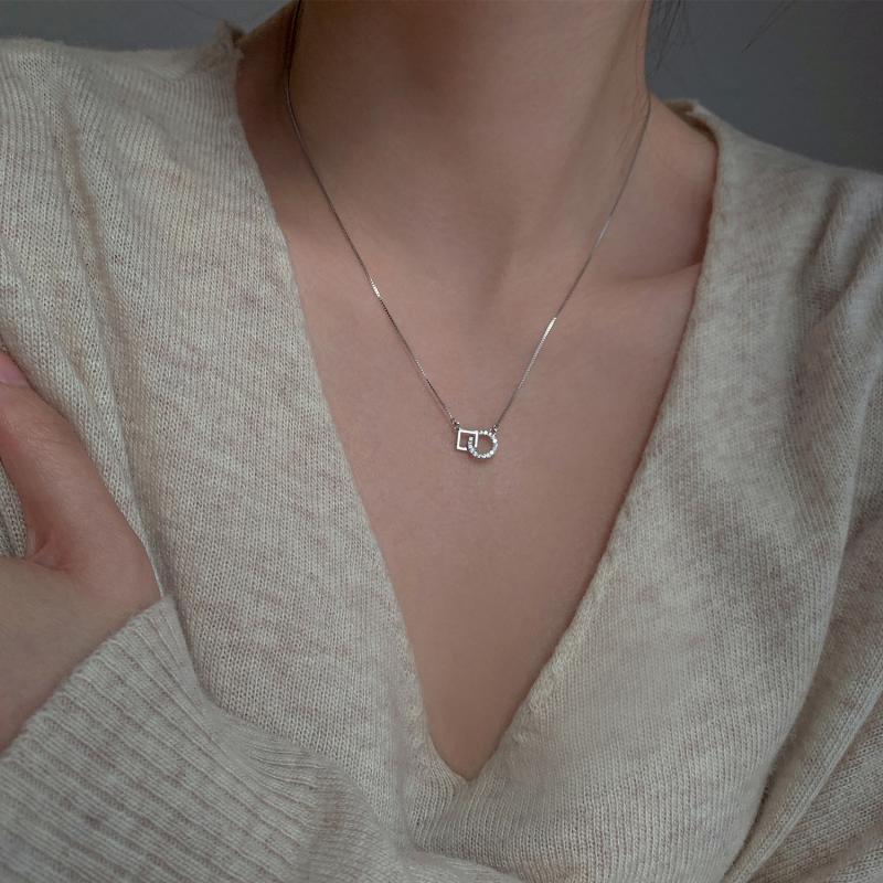 Pendant Necklaces Fashionable Alloy Women's Necklace 2021 Collarbone Chain Collar Jewelry Gift
Pendant Necklaces Fashionable Alloy Women's Necklace 2021 Collarbone Chain Collar Jewelry Gift