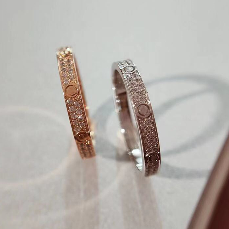 Titanium Steel Silver Rose Gold 2 Row Full Diamond Love Ring Men and Women for Lovers Couple Rings Designer Gift
Titanium Steel Silver Rose Gold 2 Row Full Diamond Love Ring Men and Women for Lovers Couple Rings Designer Gift