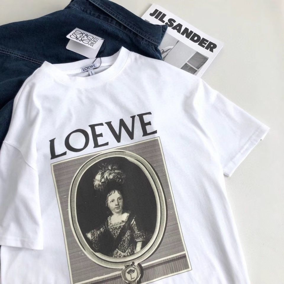 Luo Yiwei lady's Lowe Retro oil painting print head picture T-shirt cotton men's and women's round neck couple short sleeves, White
Luo Yiwei lady's Lowe Retro oil painting print head picture T-shirt cotton men's and women's round neck couple short sleeves, White
