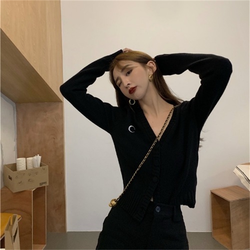 Nomikuma Long Sleeve Knitted Caridgan Korean Moon V-neck Women Knitwear Jacket Autumn Winter New Sweater Coat 6D446 210427