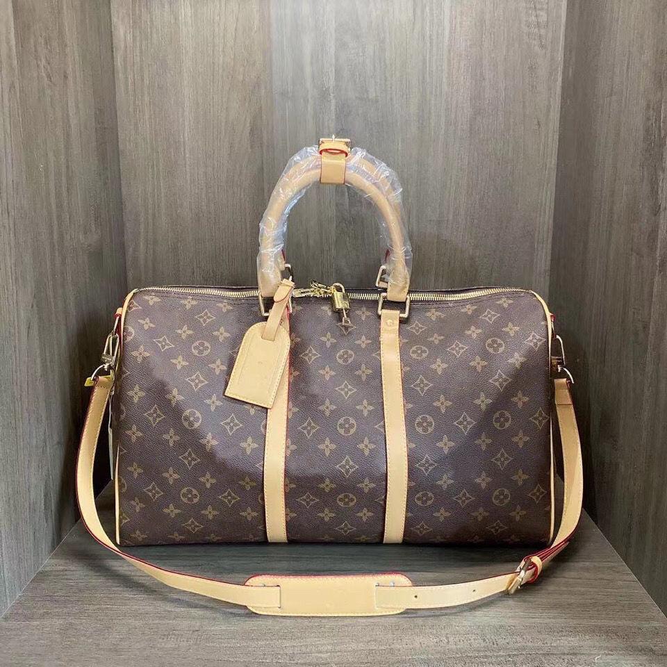 GGs LOUISS VUTTONS LVs YSLs bags Classic Men duffle bag women travel bags hand luggage travel bag men pu leather handbags 001
GGs LOUISS VUTTONS LVs YSLs bags Classic Men duffle bag women travel bags hand luggage travel bag men pu leather handbags 001