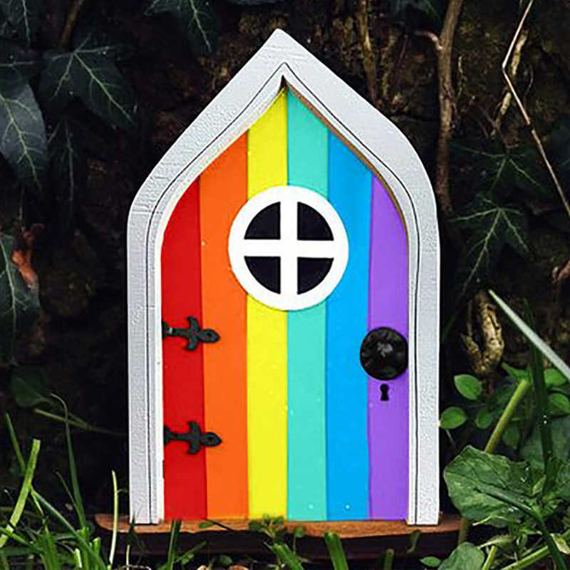 Cute Miniature Window Door Wooden Fairy Gnome Fairy Tale Gate Garden Lawn Ornament Miniature Window and Door Home Decoration Q08119811638
