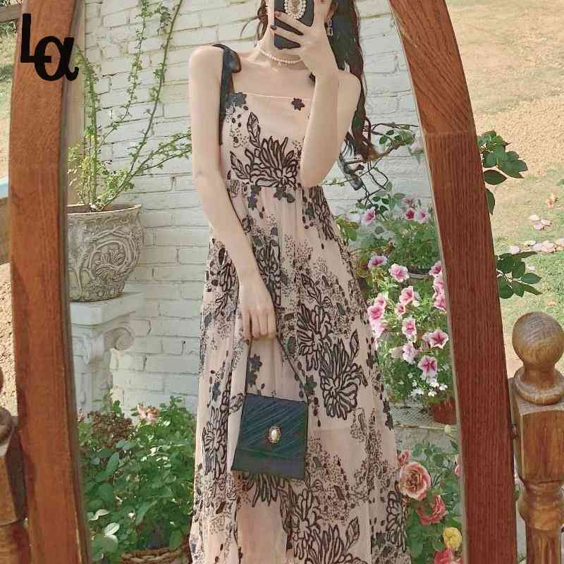 Vintage Floral Strap Midi Dress Women French Elegant Sweet Lace-up Print Holiday Casual Beach Summer es 210519, As picture
Vintage Floral Strap Midi Dress Women French Elegant Sweet Lace-up Print Holiday Casual Beach Summer es 210519, As picture