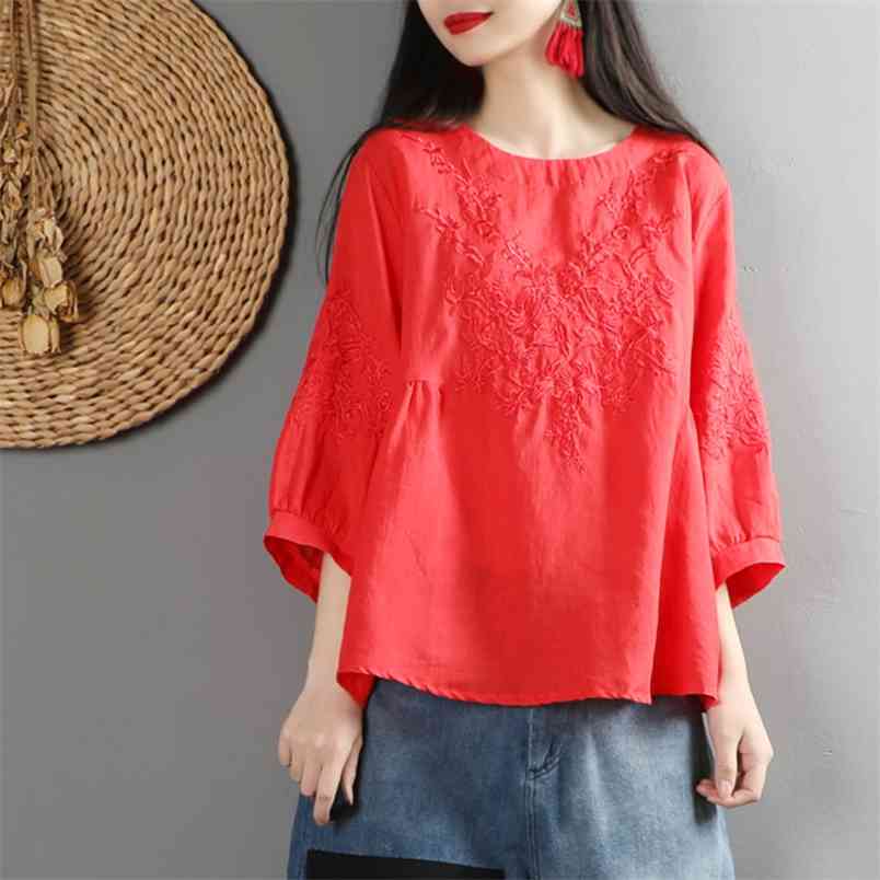 Summer style Women Tshirt Plus Size O-neck Embroidery Solid cotton Tops Vintage Loose Lady Casual Tee Shirt Big HXJ04 210512