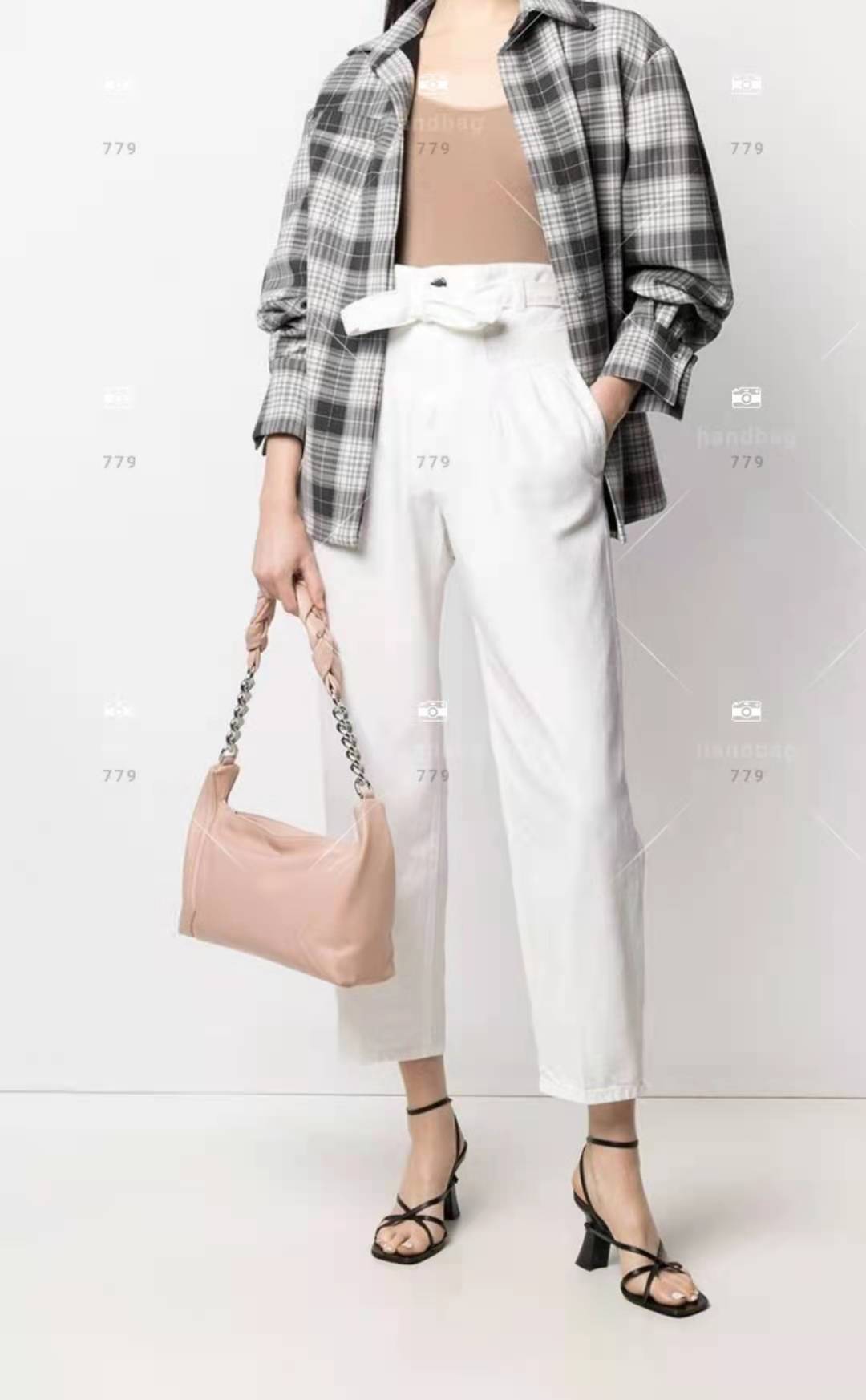 Top of the line highest quality luxury shoulder bags leather can diagonal straddle large capacity soft solid color underarm bag casual fashi
Top of the line highest quality luxury shoulder bags leather can diagonal straddle large capacity soft solid color underarm bag casual fashi