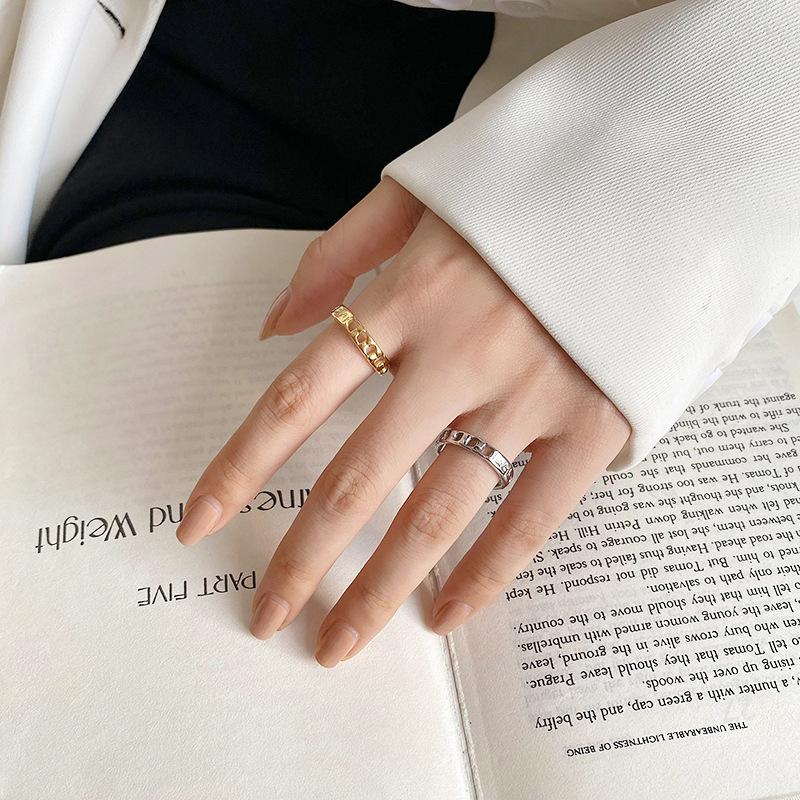 Wedding Rings 2021 Fashion Gold/Steel Color Luck For Women Stainless Steel Hollowout Alphabet Jewelry Couple Ring Present, Slivery;golden
Wedding Rings 2021 Fashion Gold/Steel Color Luck For Women Stainless Steel Hollowout Alphabet Jewelry Couple Ring Present, Slivery;golden