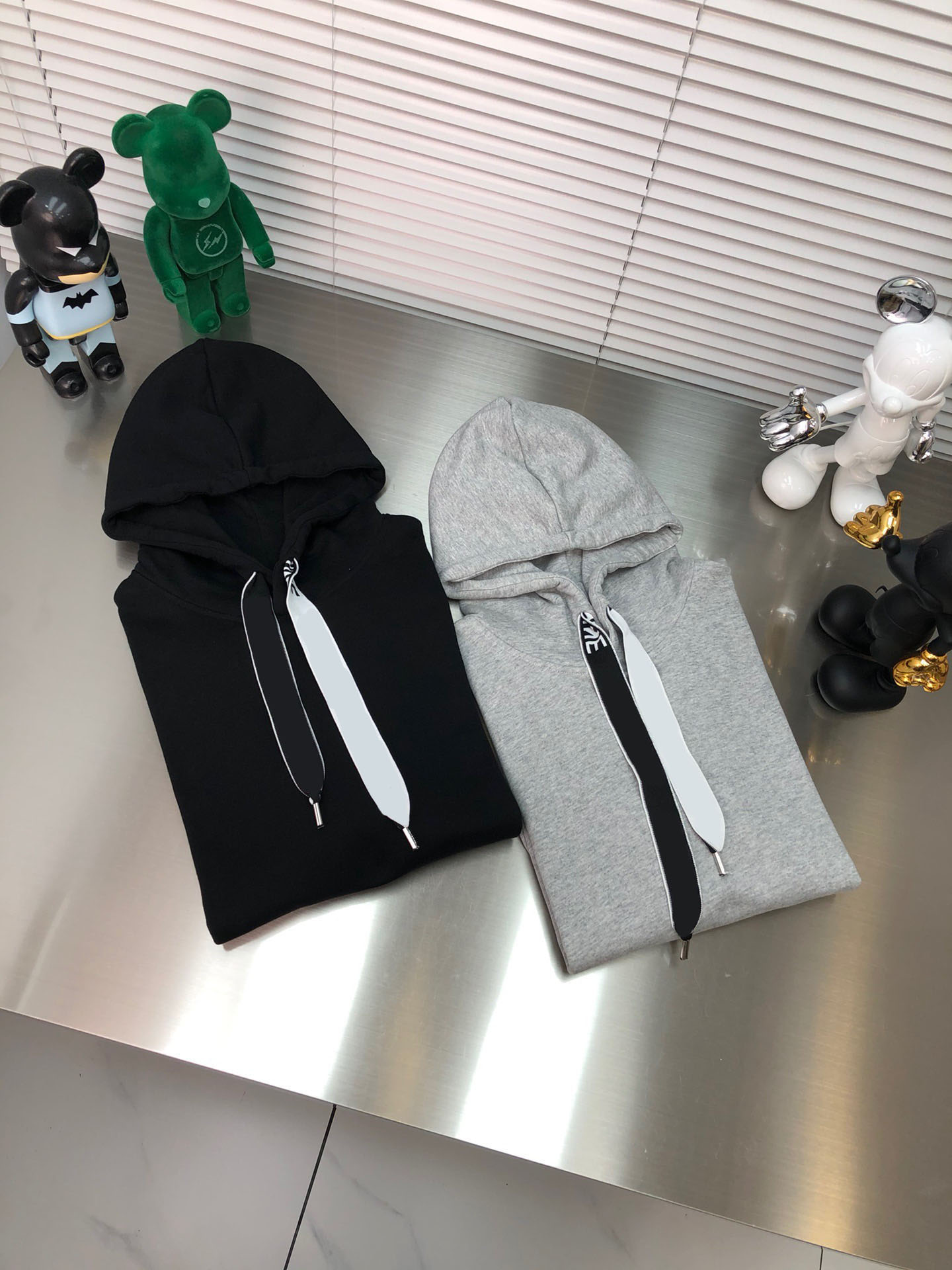 2021ss spring and summer new high grade cotton printing short sleeve round neck panel T-Shirt Size: m-l-xl-xxl-xxxl Color: black white dded432w
2021ss spring and summer new high grade cotton printing short sleeve round neck panel T-Shirt Size: m-l-xl-xxl-xxxl Color: black white dded432w