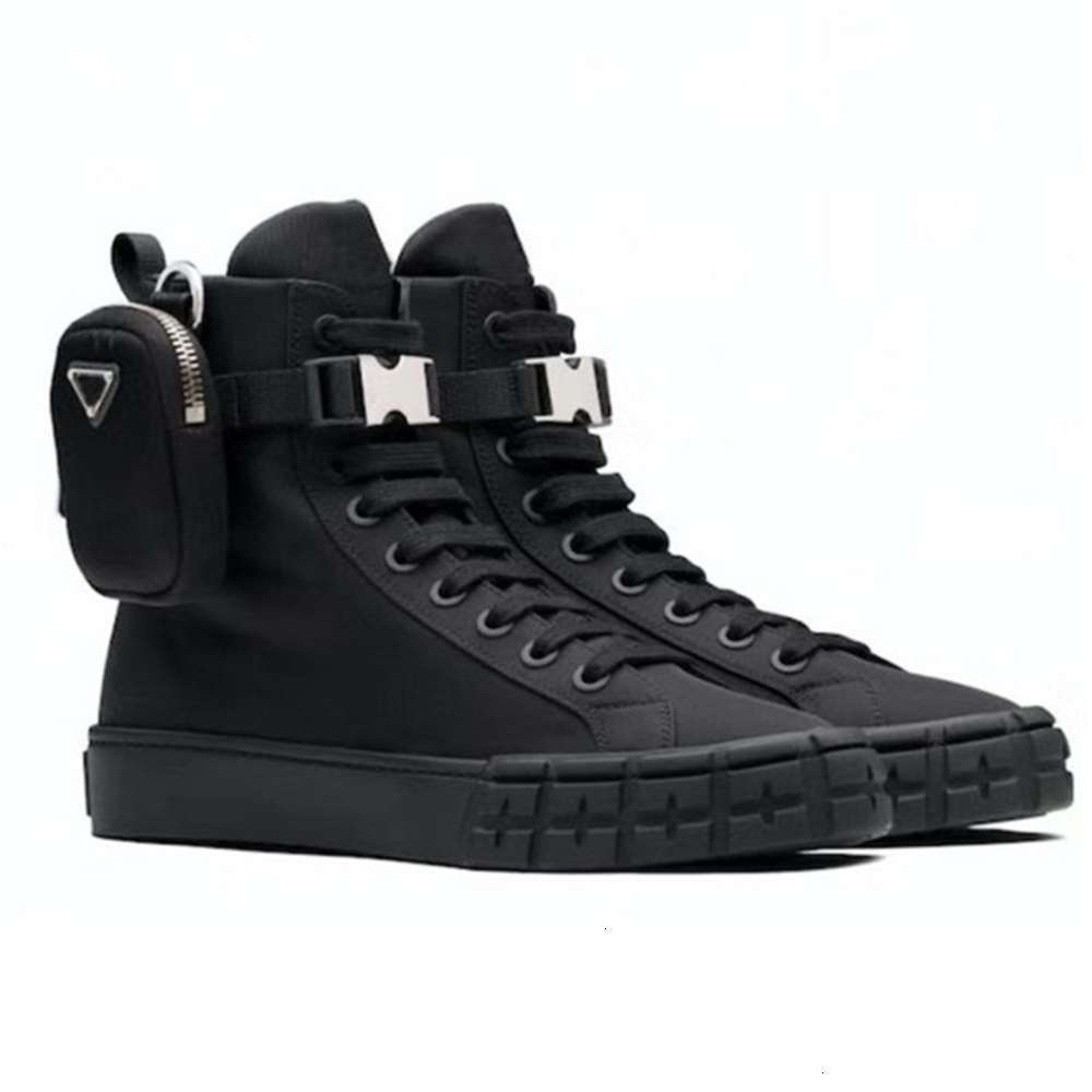 2021 Wheel Designers Shoes High Top Re-Nylon Sneakers Men Women Platform Shoe Combat Flat Trainers White Black With bag Boot Lace Montana
2021 Wheel Designers Shoes High Top Re-Nylon Sneakers Men Women Platform Shoe Combat Flat Trainers White Black With bag Boot Lace Montana