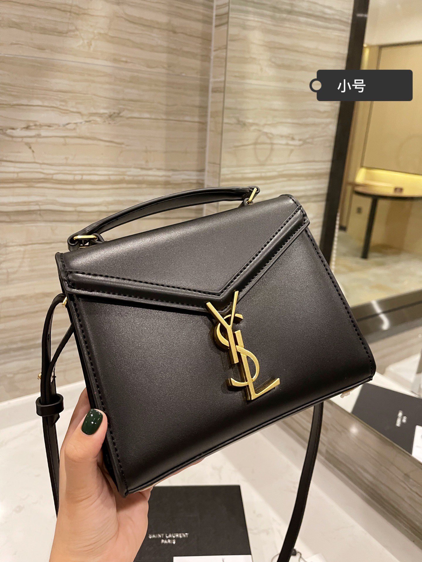 2021 Top quality woman luxurys designers crossbody bags wallet backpack handbags purses card holder bag, Red
2021 Top quality woman luxurys designers crossbody bags wallet backpack handbags purses card holder bag, Red