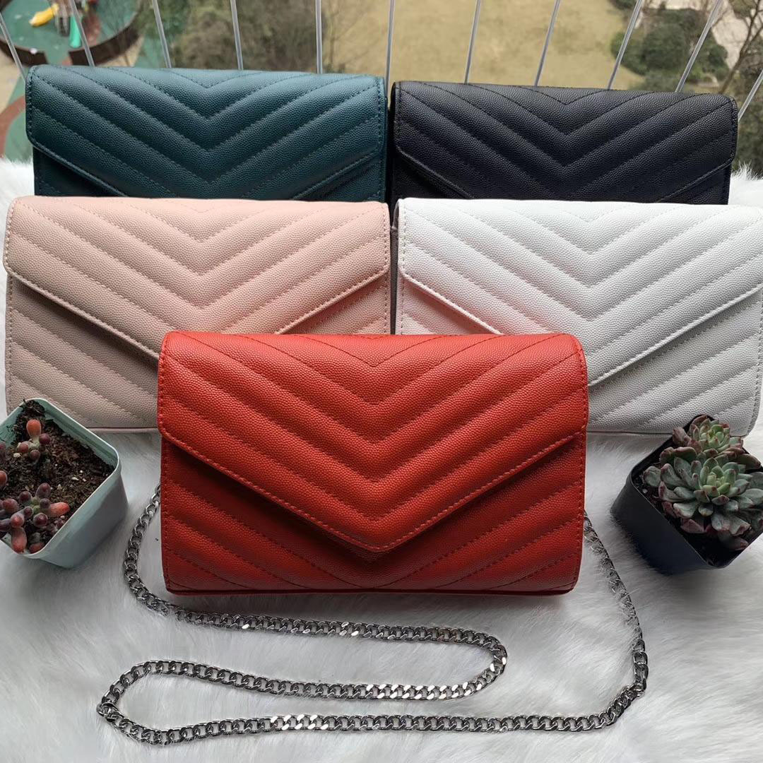Top quality 2022 Womens messenger bag Fashion luxurys wallets designers mens Shoulder Totes purse handbags crossbody backpack
Top quality 2022 Womens messenger bag Fashion luxurys wallets designers mens Shoulder Totes purse handbags crossbody backpack
