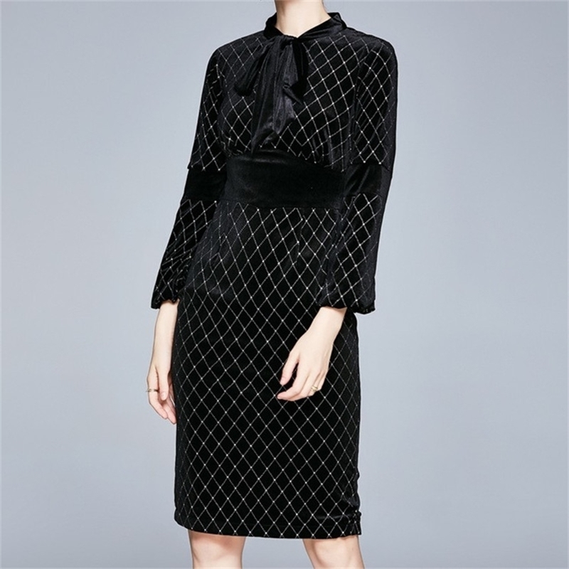 Designer Runway Lantern Sleeve Black Velvet Party Dinner Dresses Slim Sheath Luxury Glitter Plaid Casual Dress Elbise 210603, Picture color
Designer Runway Lantern Sleeve Black Velvet Party Dinner Dresses Slim Sheath Luxury Glitter Plaid Casual Dress Elbise 210603, Picture color