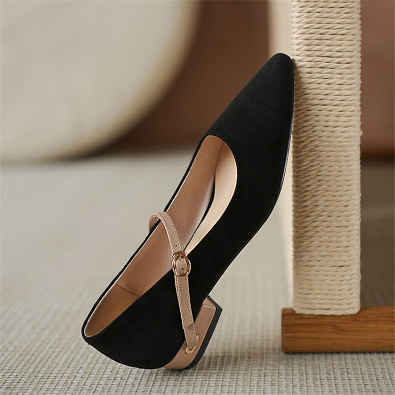 Sandals lambskin Mary janes Women's shoes buckle spring/fall belts Flats pointed fingers of thick feet 1AMM, 1# shoe box
Sandals lambskin Mary janes Women's shoes buckle spring/fall belts Flats pointed fingers of thick feet 1AMM, 1# shoe box