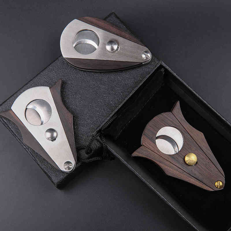 Cuba cigar accessories knife scissors double-edged personality bat shape scissors wholesale spot can print logo
Cuba cigar accessories knife scissors double-edged personality bat shape scissors wholesale spot can print logo