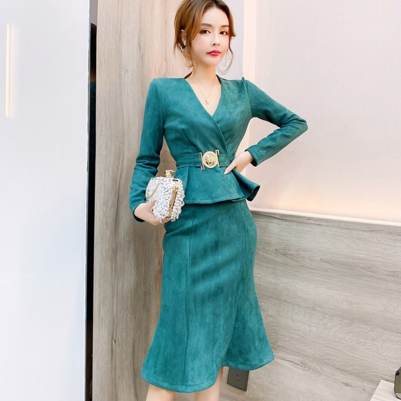 Elegant Office OL Style 2 Pieces Set Suede V-Neck Slim Blouse & High Waist Mermaid Skirt Autumn Ladies Women Suit 210519