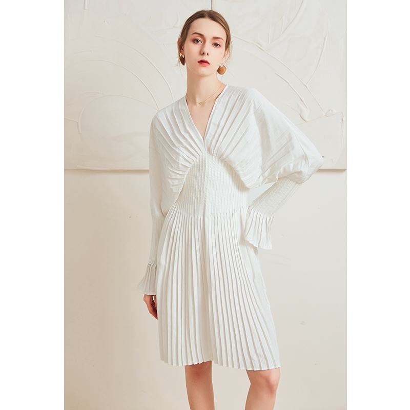DEAT summer flare sleeves pleated white color high waist V-neck knee length pullover sexy female dress WR30800L 210428