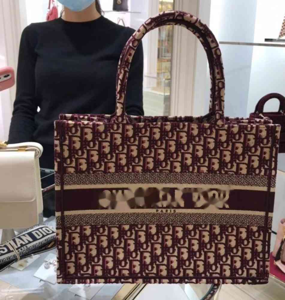 Luxurys Designer Handbags Christian Women's dio Bag Book Tote Canvas Tote Bag Embroidered Letter Shopping Bag Handbag, One size
Luxurys Designer Handbags Christian Women's dio Bag Book Tote Canvas Tote Bag Embroidered Letter Shopping Bag Handbag, One size