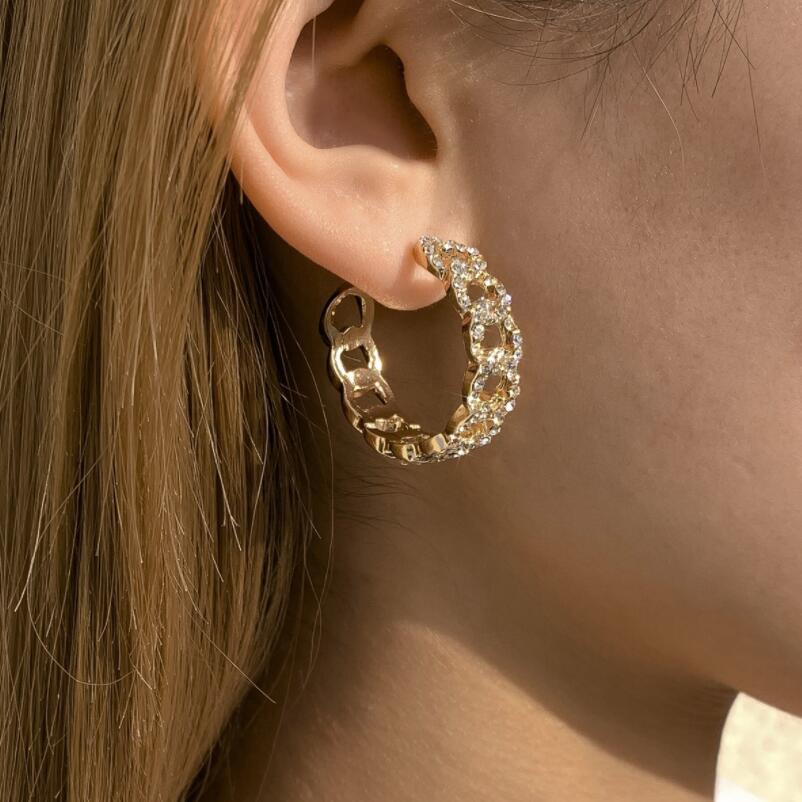 Hip Hop C-shaped chain stud Circle Hoop Earrings for Men Women Unisex Rapper Jewelry
Hip Hop C-shaped chain stud Circle Hoop Earrings for Men Women Unisex Rapper Jewelry