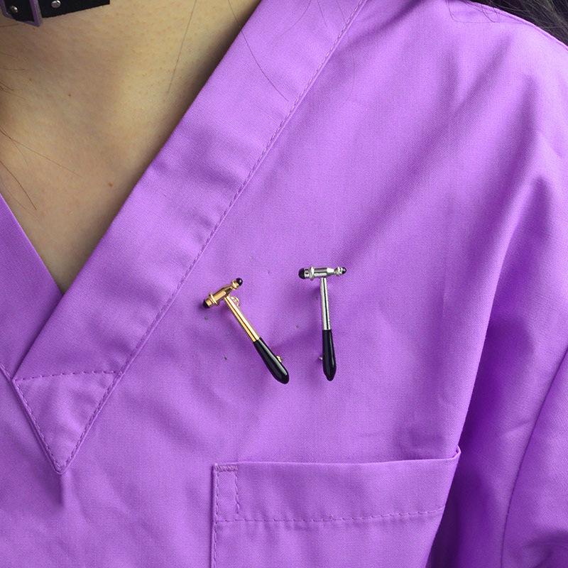 Pins, Brooches Hammer Tool Shape For Doctors Gold Color Harajuku Tools Brooch Corsage Hijab Pins Women Men Badge Gift, Gray
Pins, Brooches Hammer Tool Shape For Doctors Gold Color Harajuku Tools Brooch Corsage Hijab Pins Women Men Badge Gift, Gray