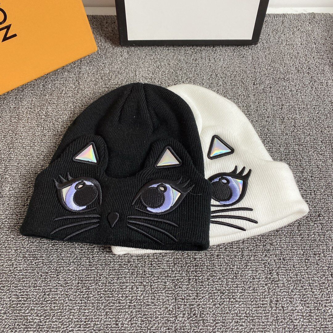 Classic Brand Designer Letter Print Knit Beanie Cap for Men Women Autumn Winter Warm Thick Wool Cartoon Animal Embroidery Hat C, Mixed send
Classic Brand Designer Letter Print Knit Beanie Cap for Men Women Autumn Winter Warm Thick Wool Cartoon Animal Embroidery Hat C, Mixed send