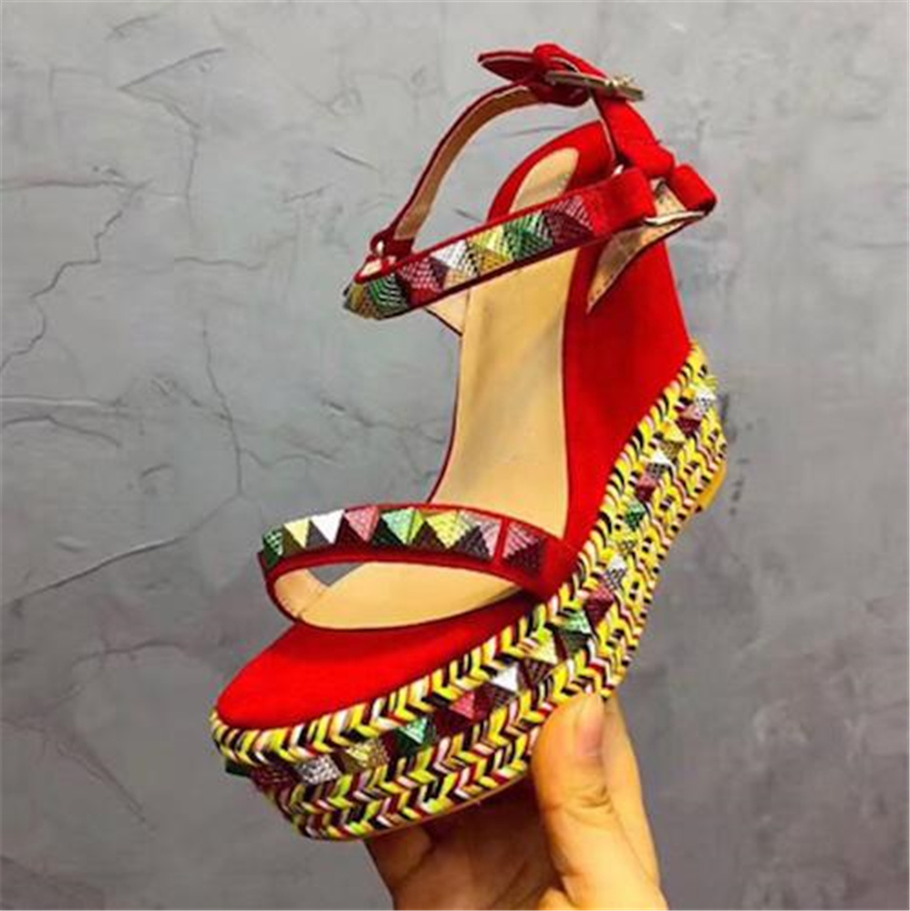Sandals Sexy Women High Heels Red Bottom Cataclou Studs Wedge Platform Fashion Ladies Spikes Rivets Studded Shoe g250, Style1
Sandals Sexy Women High Heels Red Bottom Cataclou Studs Wedge Platform Fashion Ladies Spikes Rivets Studded Shoe g250, Style1