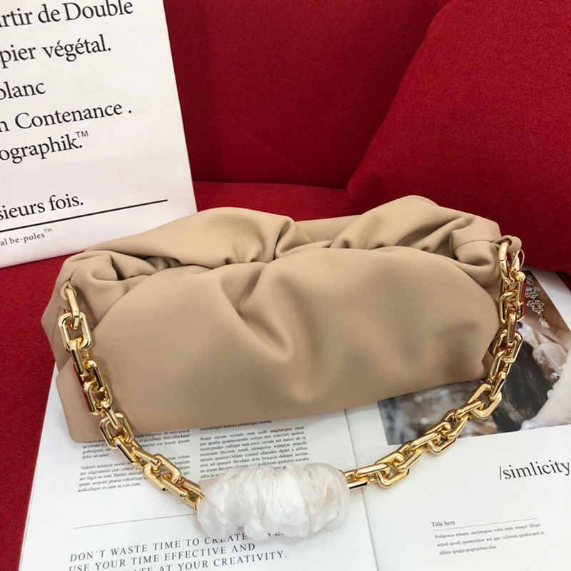 Top Quality Designers Women Chain Pouch Bags Fashion Lady Shoulder Bag Real Leather Womens Handbags Totes Wallets Big Space, Color 1
Top Quality Designers Women Chain Pouch Bags Fashion Lady Shoulder Bag Real Leather Womens Handbags Totes Wallets Big Space, Color 1