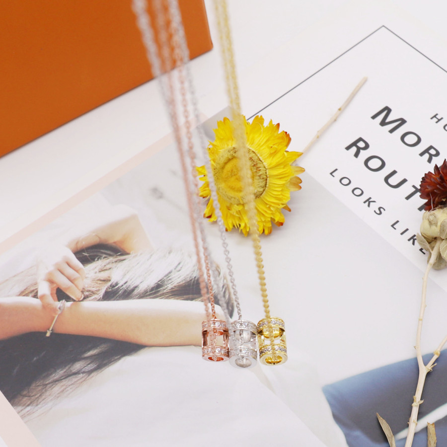 Fashion Stone Pendant Necklace for Man Woman Letter Design Necklaces Jewelry Pendants 3 Color Highly Quality