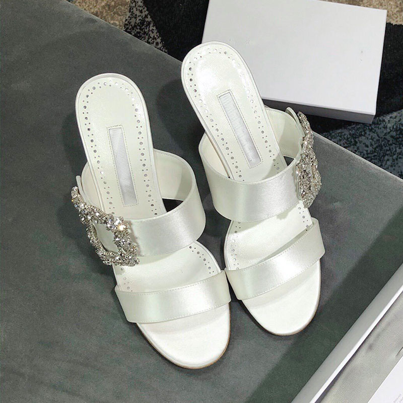 Women Sandals Designer Genuine Leather Womens Real Silk Sandal 7 cm High Heeled Shoes Fashion Sexy Woman Shoe Good Quality Silver, Red
Women Sandals Designer Genuine Leather Womens Real Silk Sandal 7 cm High Heeled Shoes Fashion Sexy Woman Shoe Good Quality Silver, Red