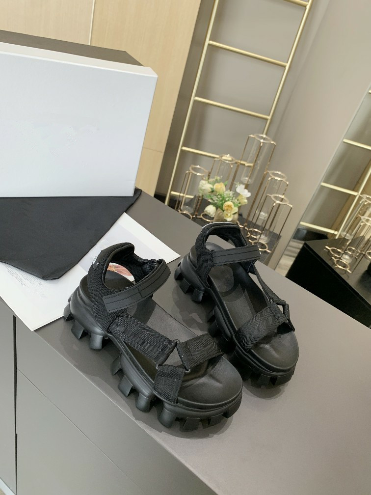 2022 Designer Ladies Sandals Art Luxury Fashion Calfskin Platform Women Sandals Sexy Lady Velcro Flats Shoes 35-40 with Box and buckle, 002
2022 Designer Ladies Sandals Art Luxury Fashion Calfskin Platform Women Sandals Sexy Lady Velcro Flats Shoes 35-40 with Box and buckle, 002