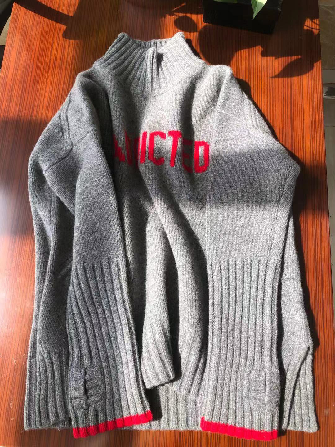 100% Cashmere Women Sweater 2021 Autumn/ Winter New Letter High Neck Loose Knitted Sweater Womens Fashion Pullover, Black red letter
100% Cashmere Women Sweater 2021 Autumn/ Winter New Letter High Neck Loose Knitted Sweater Womens Fashion Pullover, Black red letter