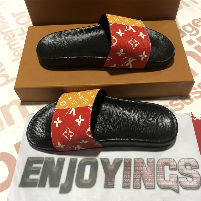 Top Quality Classics Fashion Men Women LOUIS VUITTON LV Designers Slippers Slides Sandals Shoes Rubber Beachs Slide Womens Indoor Soft Outdo, Black
Top Quality Classics Fashion Men Women LOUIS VUITTON LV Designers Slippers Slides Sandals Shoes Rubber Beachs Slide Womens Indoor Soft Outdo, Black