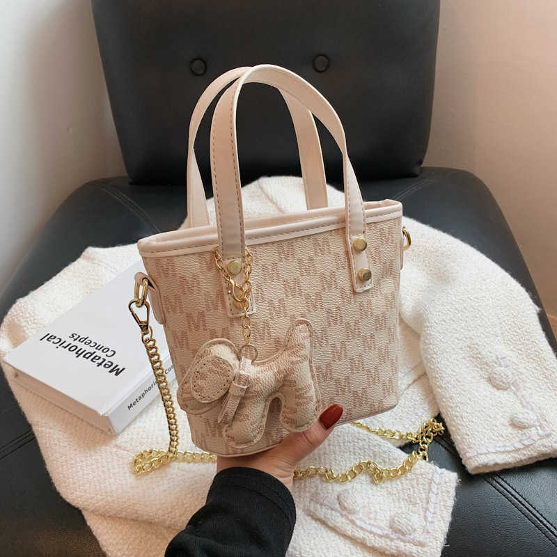Versatile ins niche 2021 new female messenger advanced fashion portable bucket bag, Pink
Versatile ins niche 2021 new female messenger advanced fashion portable bucket bag, Pink