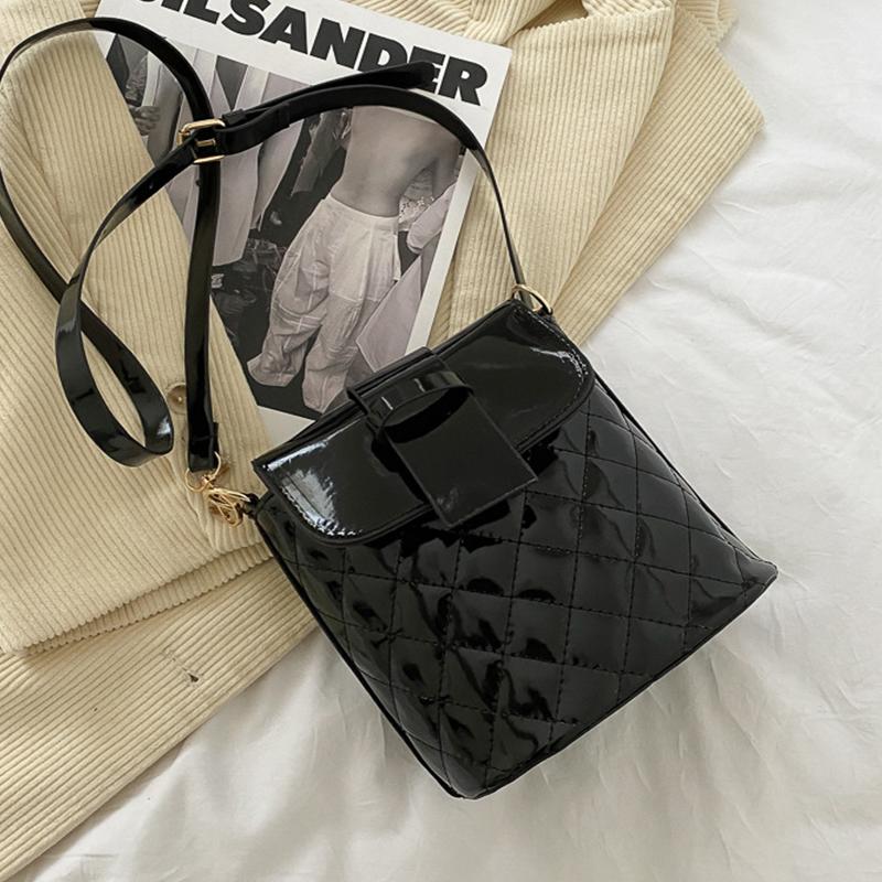 Evening Bags PU Luxury Handbags Womens For Woman Trending Ladies Hand Brand Female Designer Leather Crossbody Bolsos Sac, Red shoulder bag
Evening Bags PU Luxury Handbags Womens For Woman Trending Ladies Hand Brand Female Designer Leather Crossbody Bolsos Sac, Red shoulder bag