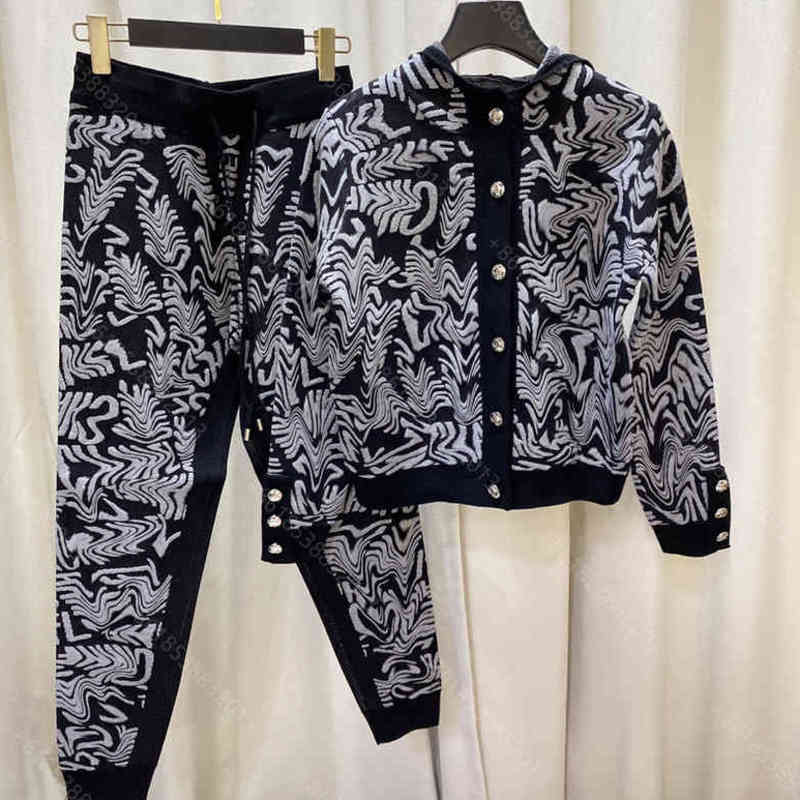 women Tech Fleece sweater jacket set fashion tracksuit designs hoodie coat pants sets 2 piece suit letter logo button brand super warm womens clothes a1, No price difference
women Tech Fleece sweater jacket set fashion tracksuit designs hoodie coat pants sets 2 piece suit letter logo button brand super warm womens clothes a1, No price difference