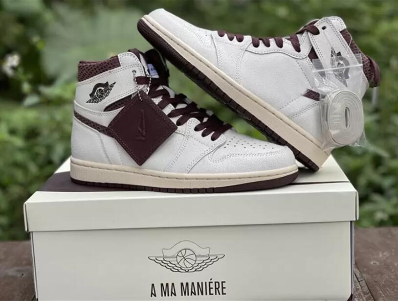 A Ma Maniere x 1 High OG Men Basketball Shoes 1s Sail Burgundy Crush women outdoor Sneakers Trainers Sports DO7097-100 With Original box, White
A Ma Maniere x 1 High OG Men Basketball Shoes 1s Sail Burgundy Crush women outdoor Sneakers Trainers Sports DO7097-100 With Original box, White