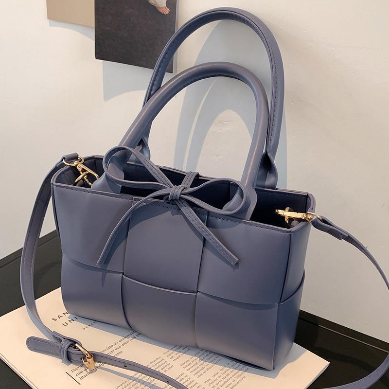Evening Bags Woven Square Tote Bag 2021 Fashion High-quality PU Leather Women's Designer Handbag Shoulder Messenger
Evening Bags Woven Square Tote Bag 2021 Fashion High-quality PU Leather Women's Designer Handbag Shoulder Messenger