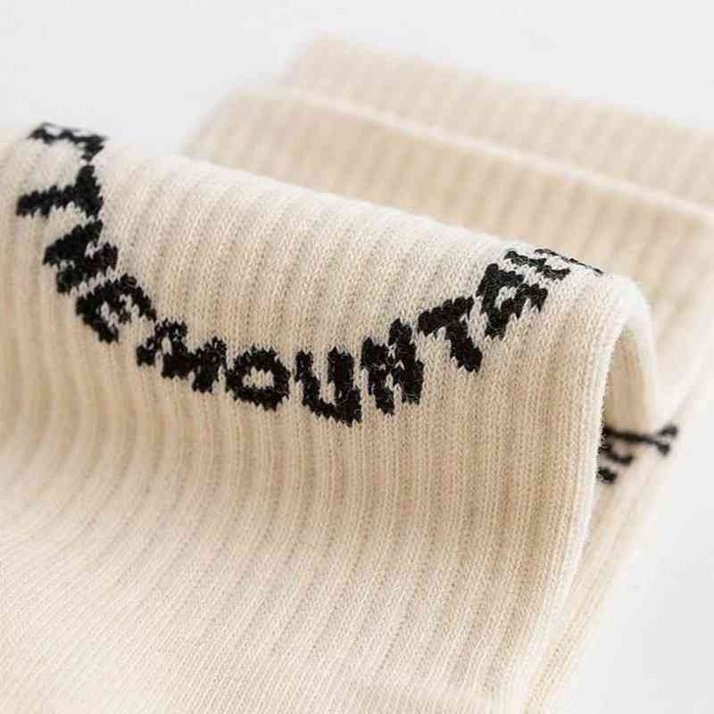 Sunday Service High Qualit Socks Man Fashion Crew Sports Letter Embroidery Trend Socks Hip Hop Cotton Socks Black 3 Pairs/box 220105
