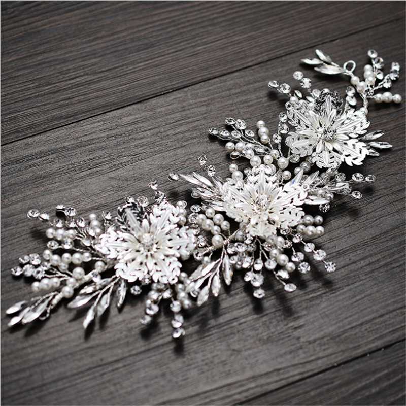 Headpieces BLIJERY Trendy Bridal Hair Accessories Silver Color Rhinestone Crystal Brides Tiara Floral Wedding Women Jewelry
Headpieces BLIJERY Trendy Bridal Hair Accessories Silver Color Rhinestone Crystal Brides Tiara Floral Wedding Women Jewelry