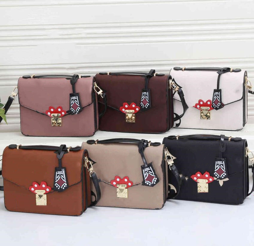 Woman Handbag PU Leather Bucket Shoulder Crossbody Bags for Women Simple Trendy Luxury Solid Color Fanny Pack Female Travel Purse
Woman Handbag PU Leather Bucket Shoulder Crossbody Bags for Women Simple Trendy Luxury Solid Color Fanny Pack Female Travel Purse