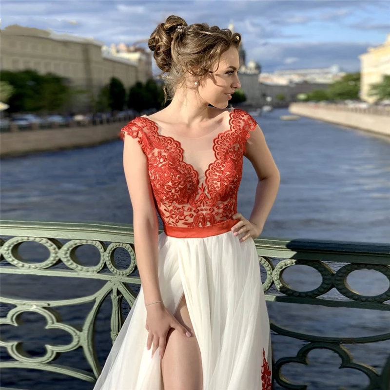 Sexy Split A Line Beach Wedding Dress White And Red Bride Formal Gowns 2022 Illusion V-neck Sleeveless Backless Floor Length Tulle Bridal Dresses Appl