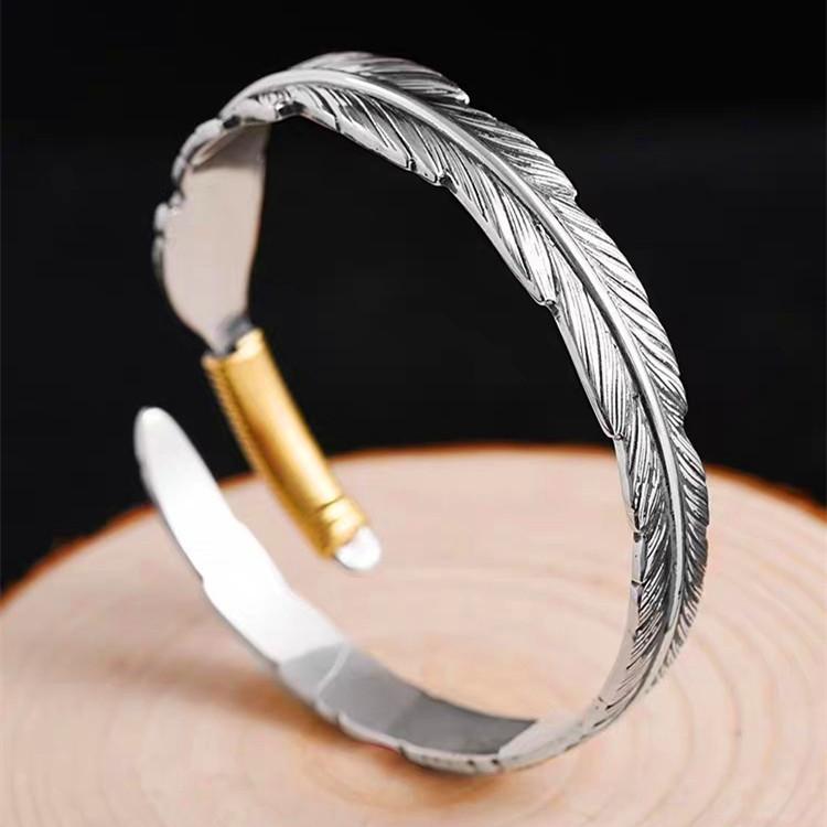 Bangle Vintage Feather Cuff Bangles For Men Women Two Tone Silver Plated Bracelet Fashion Jewelry Accessories
Bangle Vintage Feather Cuff Bangles For Men Women Two Tone Silver Plated Bracelet Fashion Jewelry Accessories